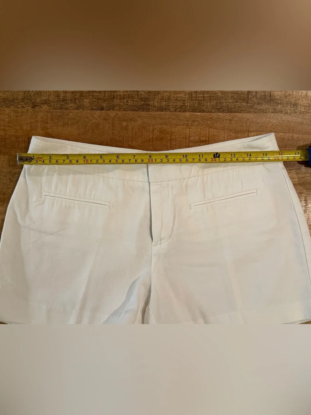 Gap White Tailored Shorts Women’s Size 2 Cotton Flat Front Casual Summer